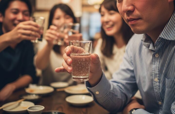 酒飲まない男つまらない記事のアイキャッチ画像